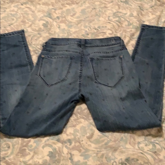 Kensie Star Jeans - Picture 4 of 4